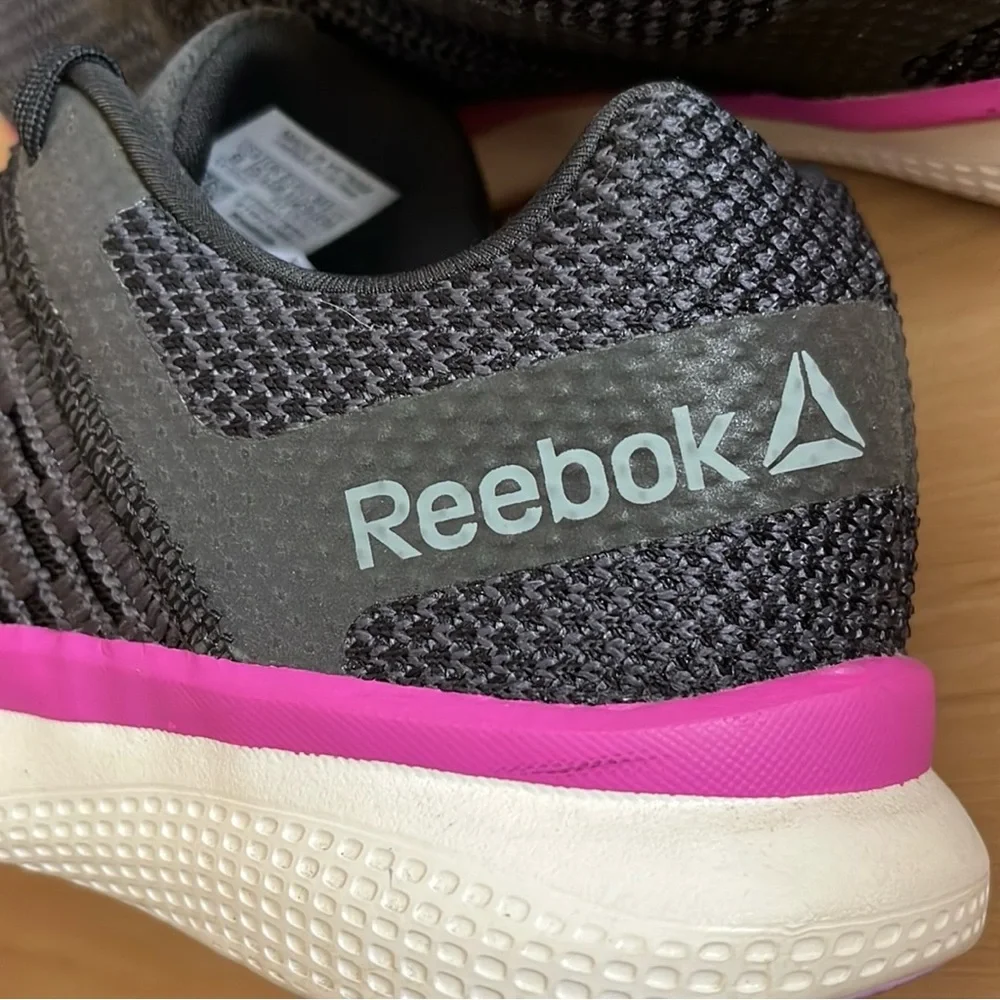 REEBOK WOMENS PRINT PRIME RUNNER ATHLETIC SNEAKER BLACK PINK LIGHTWEIGHT SZ 8